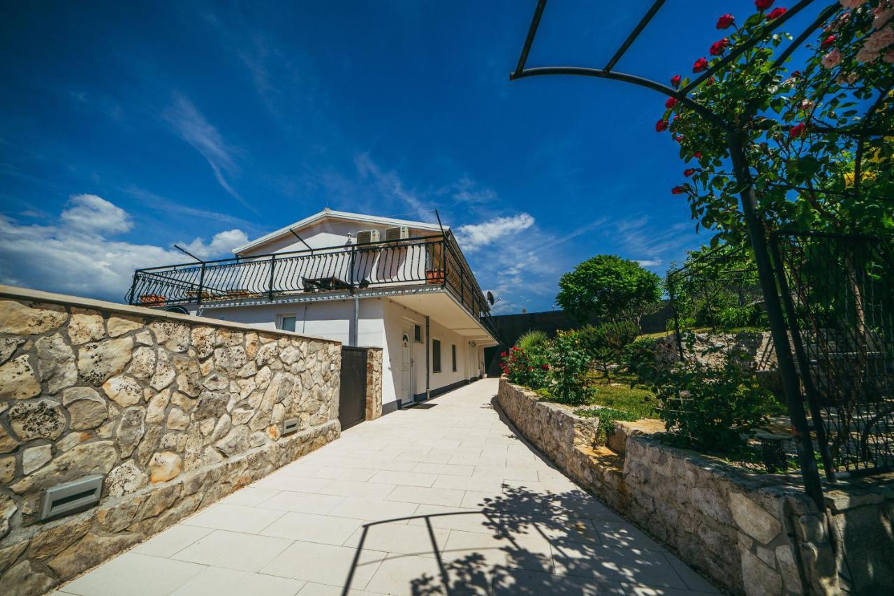 Villa On Stone Velika Cista  Экстерьер фото
